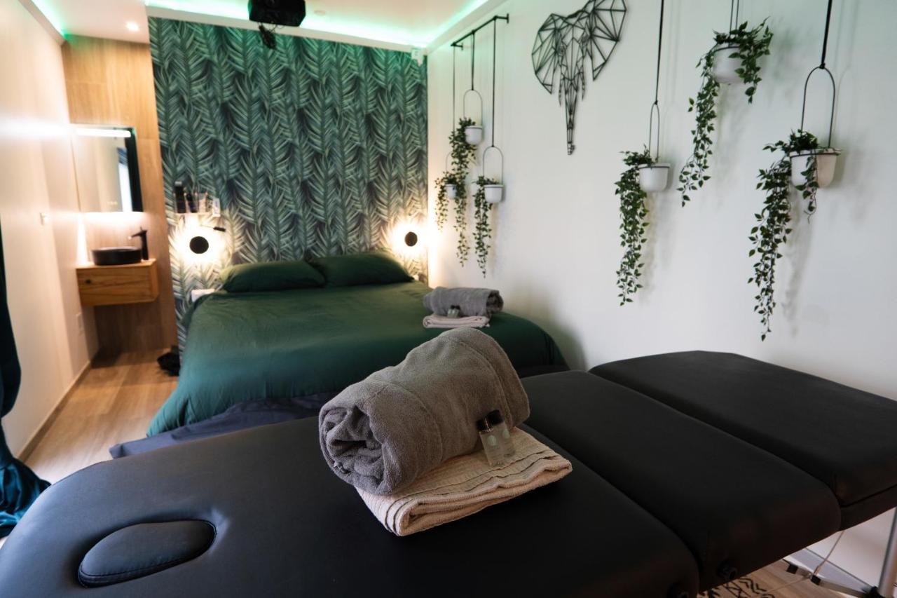 Capsule Thailande I Sauna I Balneo I Console I Jeux En Bois I Cinema I Cour Interieure Trith-Saint-Leger Ngoại thất bức ảnh