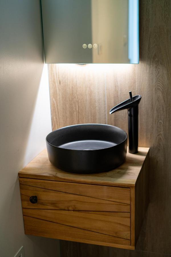 Capsule Thailande I Sauna I Balneo I Console I Jeux En Bois I Cinema I Cour Interieure Trith-Saint-Leger Ngoại thất bức ảnh