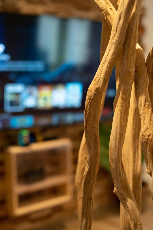 Capsule Thailande I Sauna I Balneo I Console I Jeux En Bois I Cinema I Cour Interieure Trith-Saint-Leger Ngoại thất bức ảnh