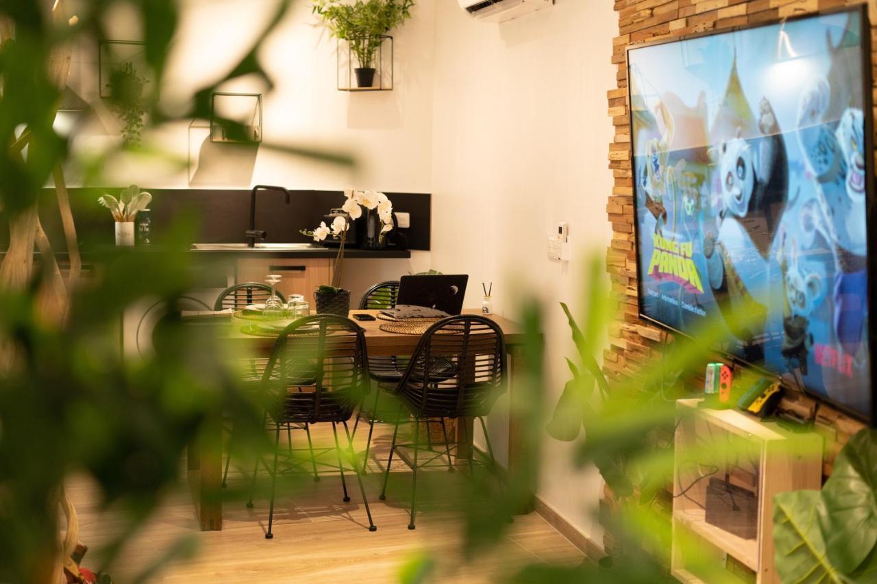Capsule Thailande I Sauna I Balneo I Console I Jeux En Bois I Cinema I Cour Interieure Trith-Saint-Leger Ngoại thất bức ảnh