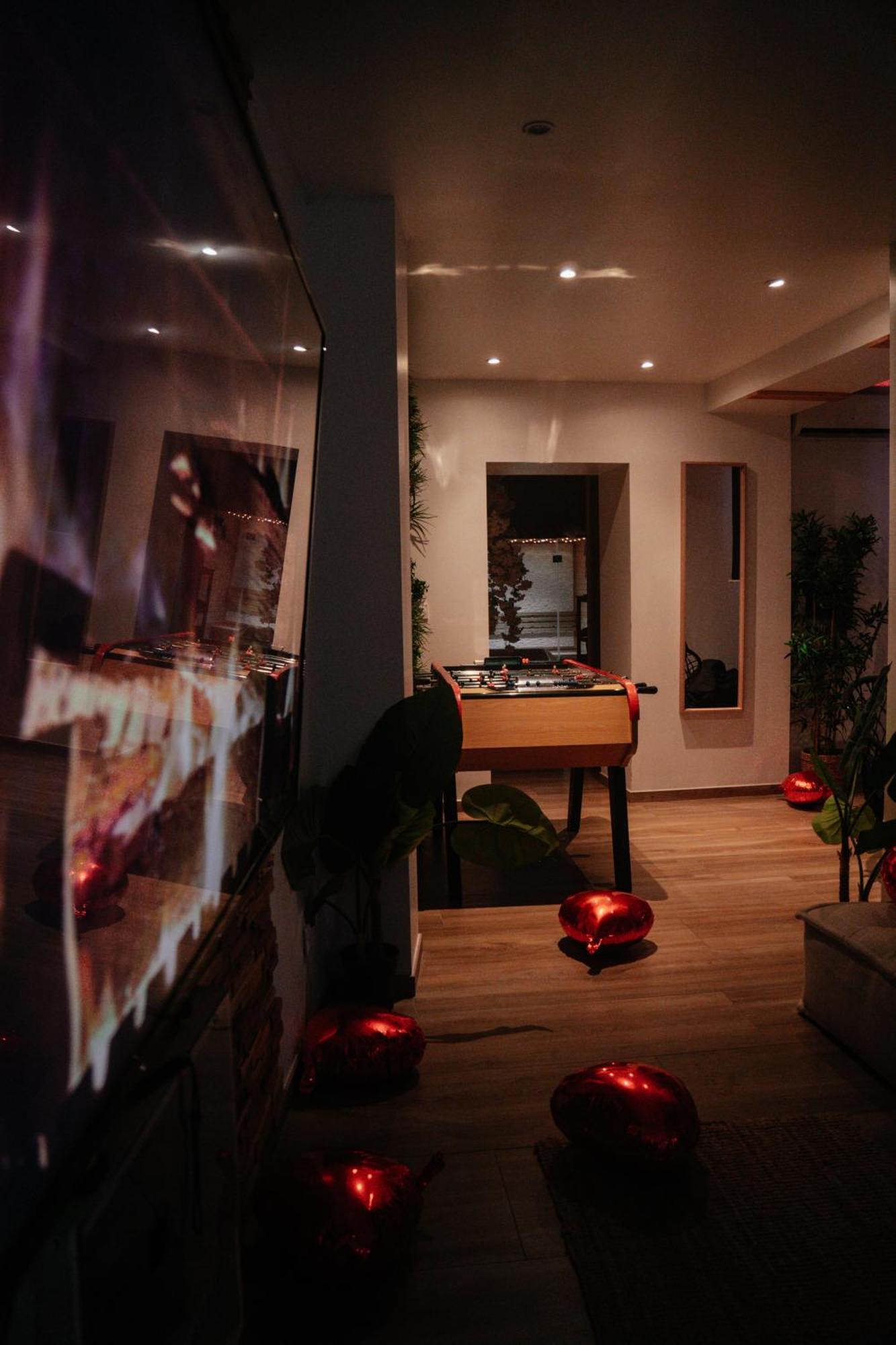 Capsule Thailande I Sauna I Balneo I Console I Jeux En Bois I Cinema I Cour Interieure Trith-Saint-Leger Ngoại thất bức ảnh